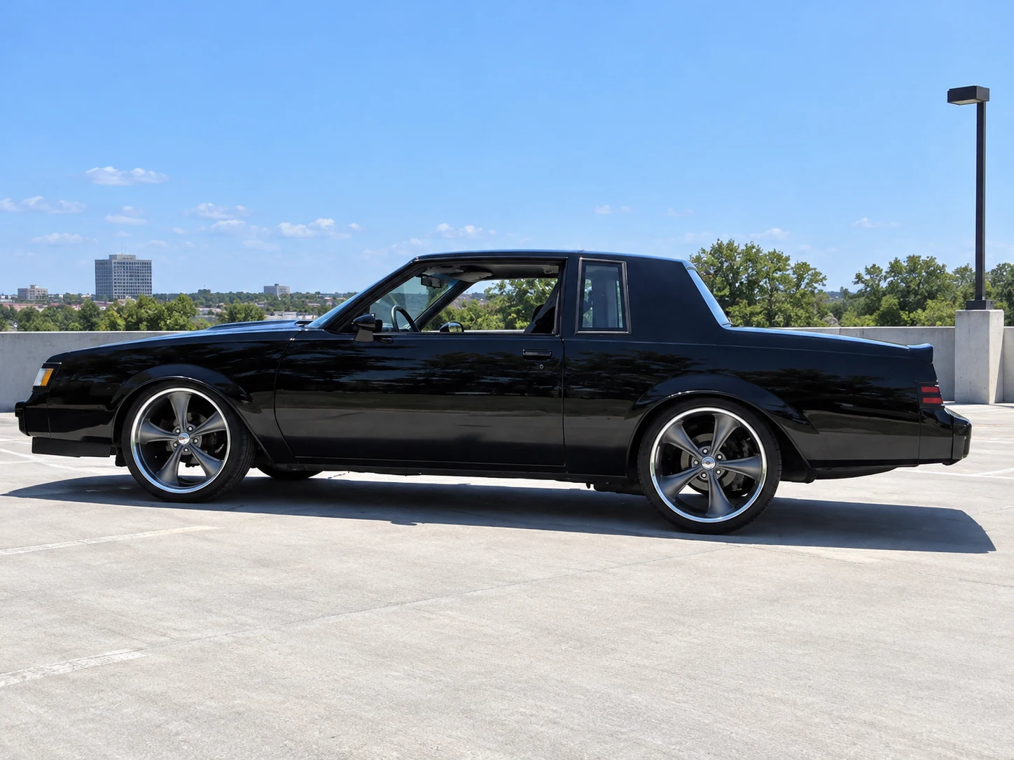 AI-generated view of a 1986 Buick Grand National with Boss 338 wheels