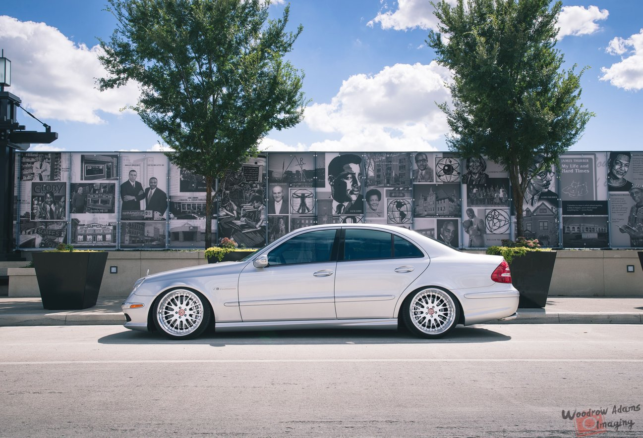 AI-generated view of a 2006 Mercedes-Benz E55 AMG Sedan with Brada BR10 wheels