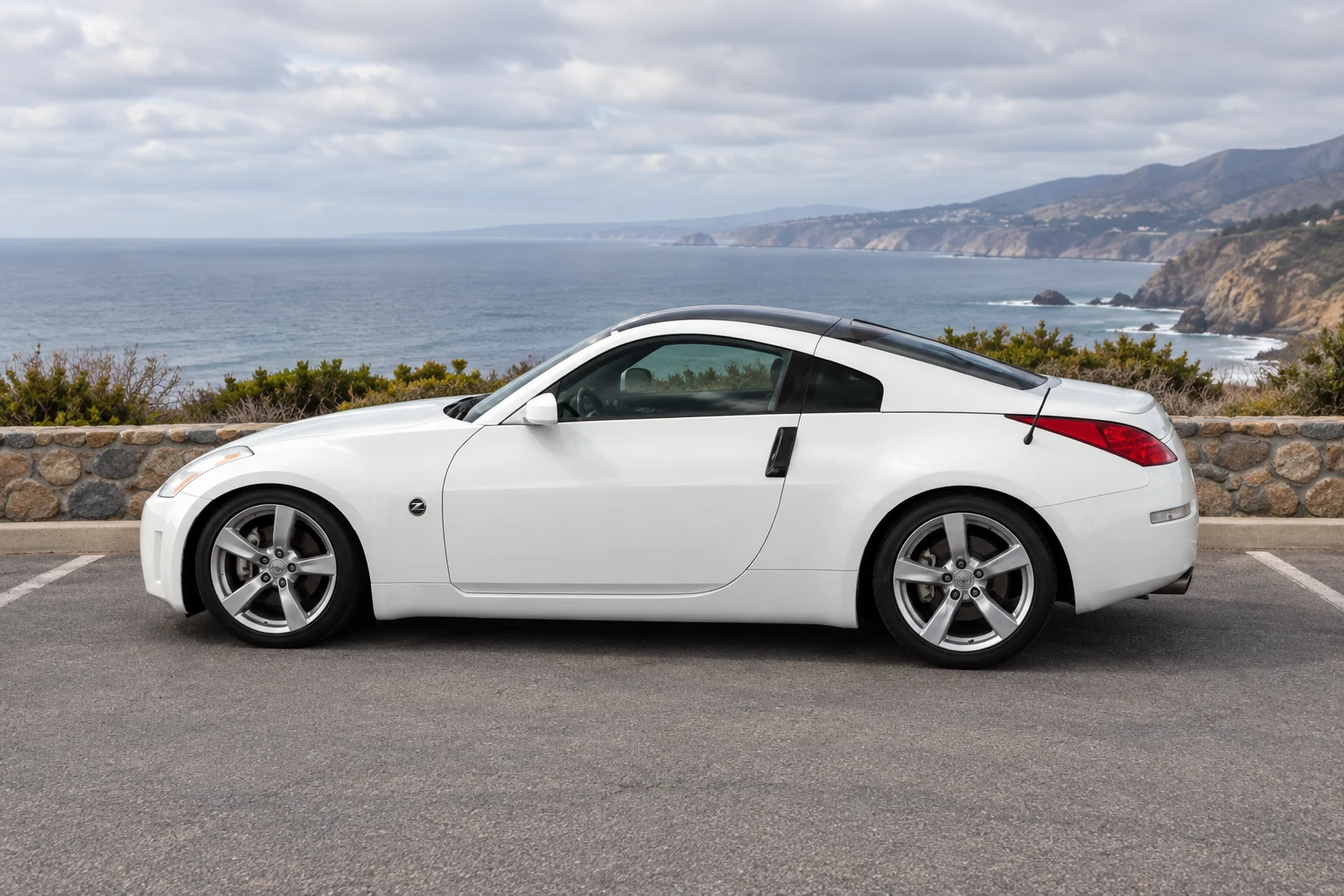 AI-generated view of a 2008 Nissan 350Z Base with Nissan OEM 370Z Base 18-inch wheels